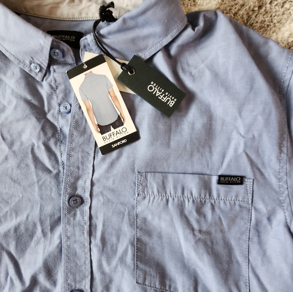 NWT Men's Buffalo David Bitton Button Down Size Large - Picture 2 of 4